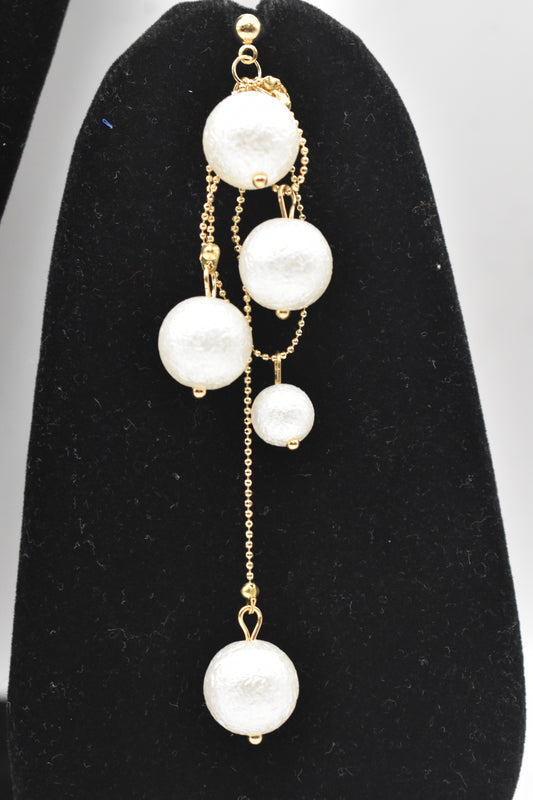 Light Weight Western Pearls Earrings