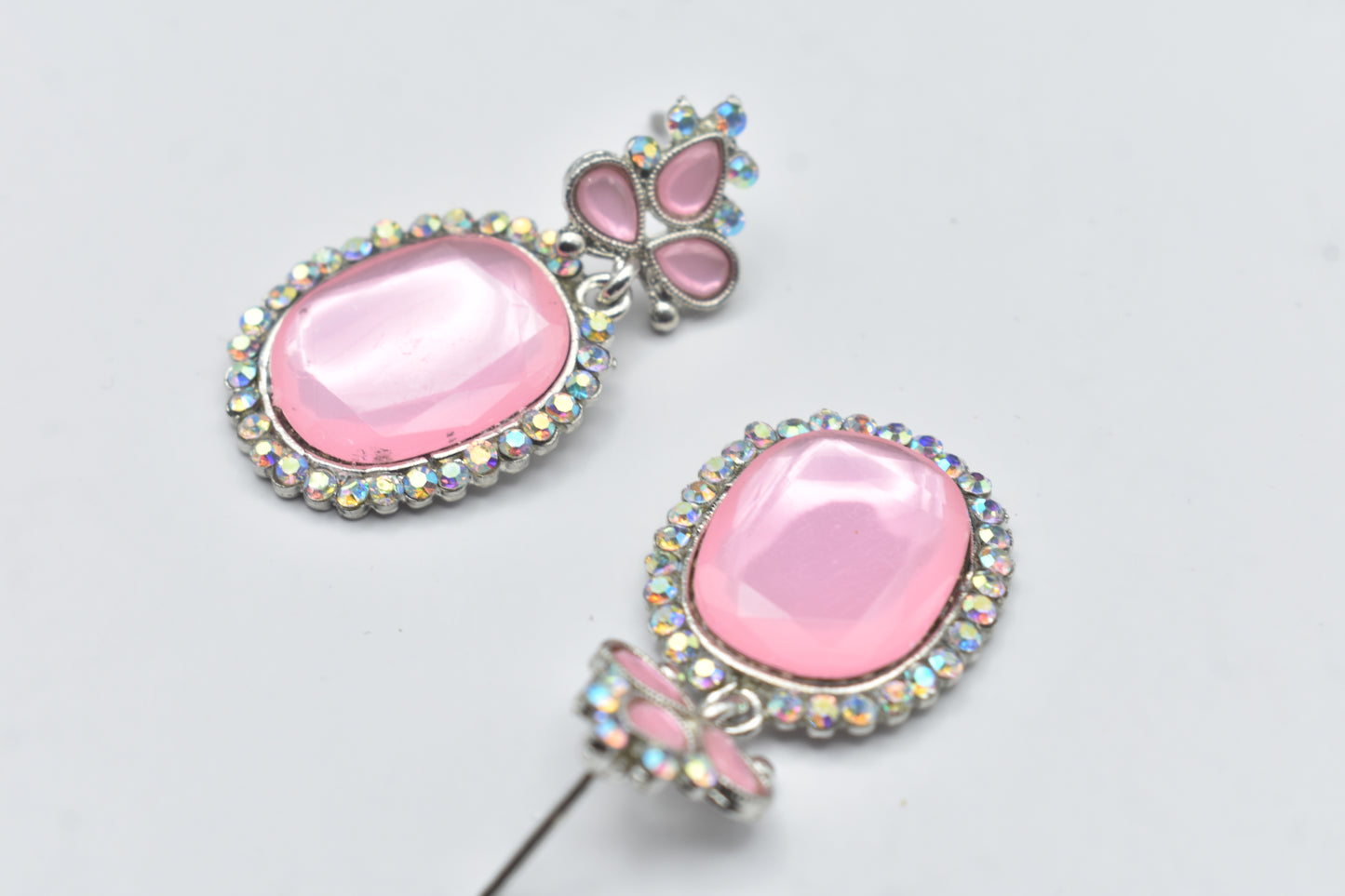 Pink Monalisa Studded Earring