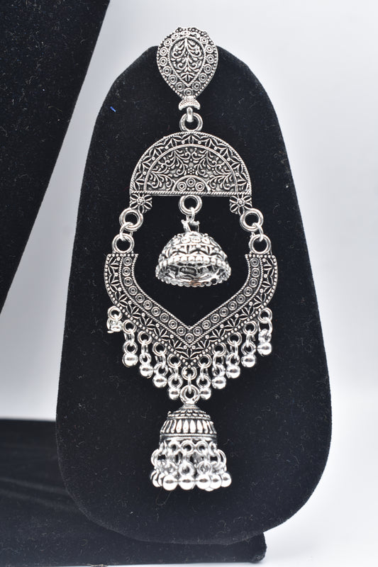 Silver Earrings With Balls