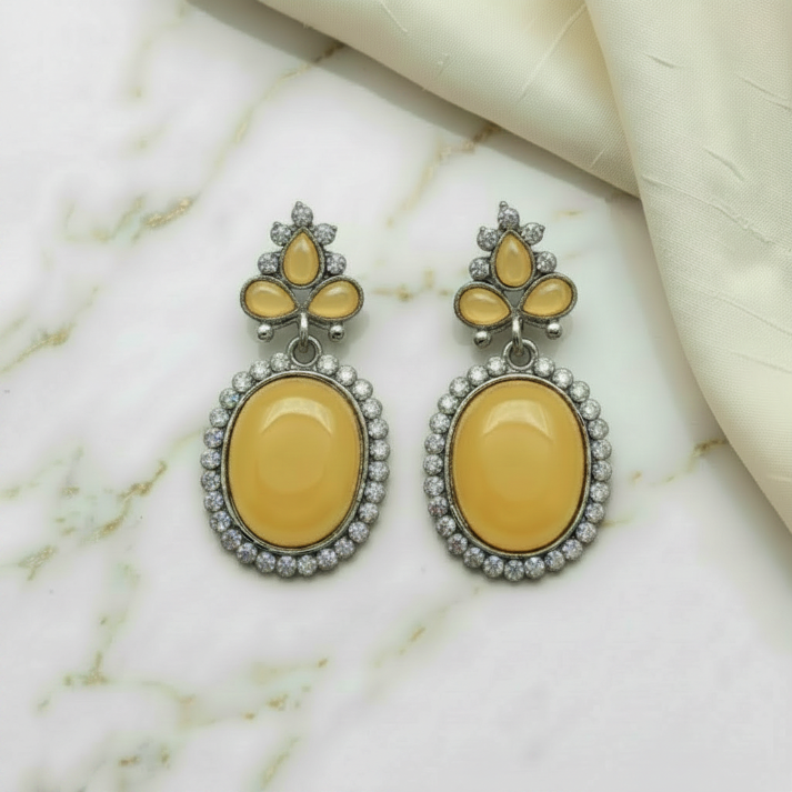 Pink Monalisa Studded Earring