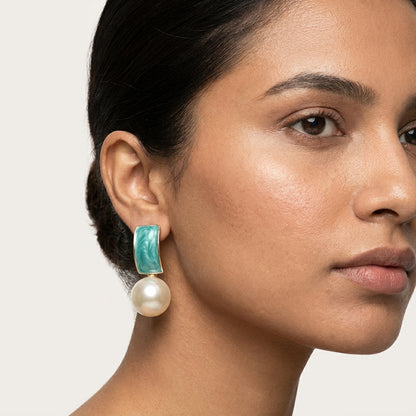 Pearl Drop Earrings in Black Enamel for Women