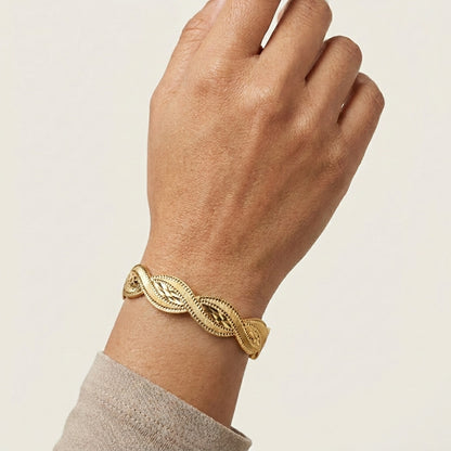 Premium Textured Wave Bangle Gold-Tone with protective box  for Women